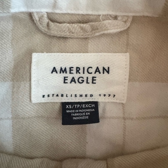 NWB American Eagle Oversized Plaid Button-Up Shirt - Picture 12 of 16